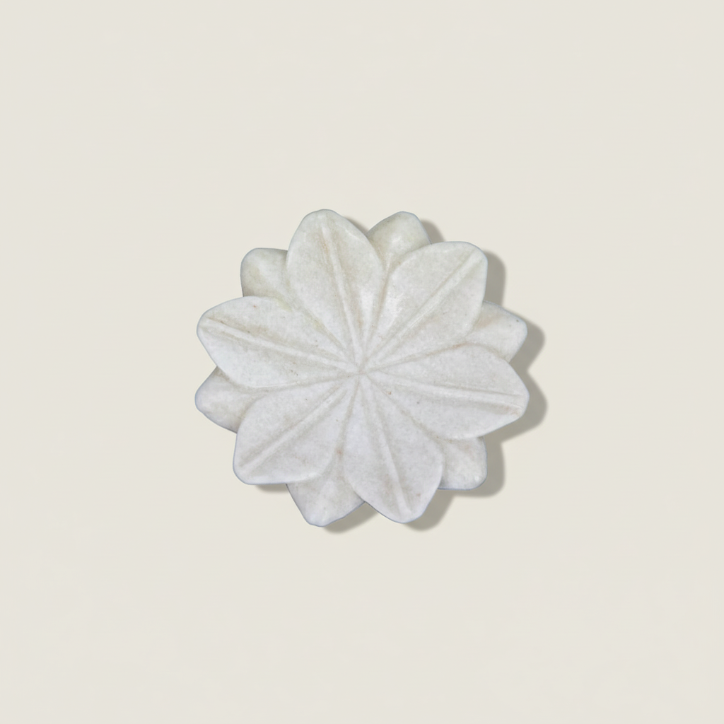 Verona : Marble Lotus Plate