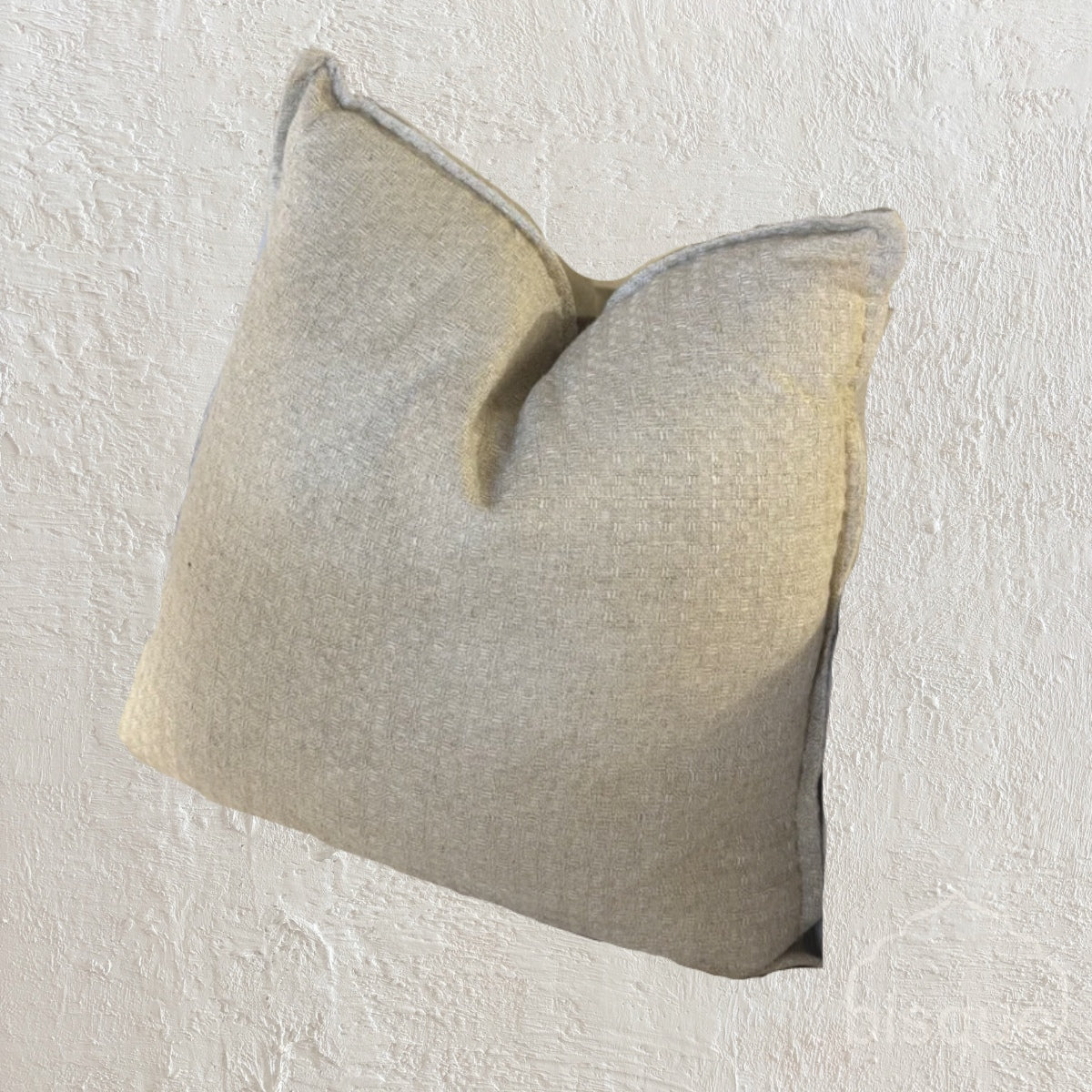 COLETTE. SILK SLUB SQUARES, CREAM. 60 X 60CM CUSHIONS.