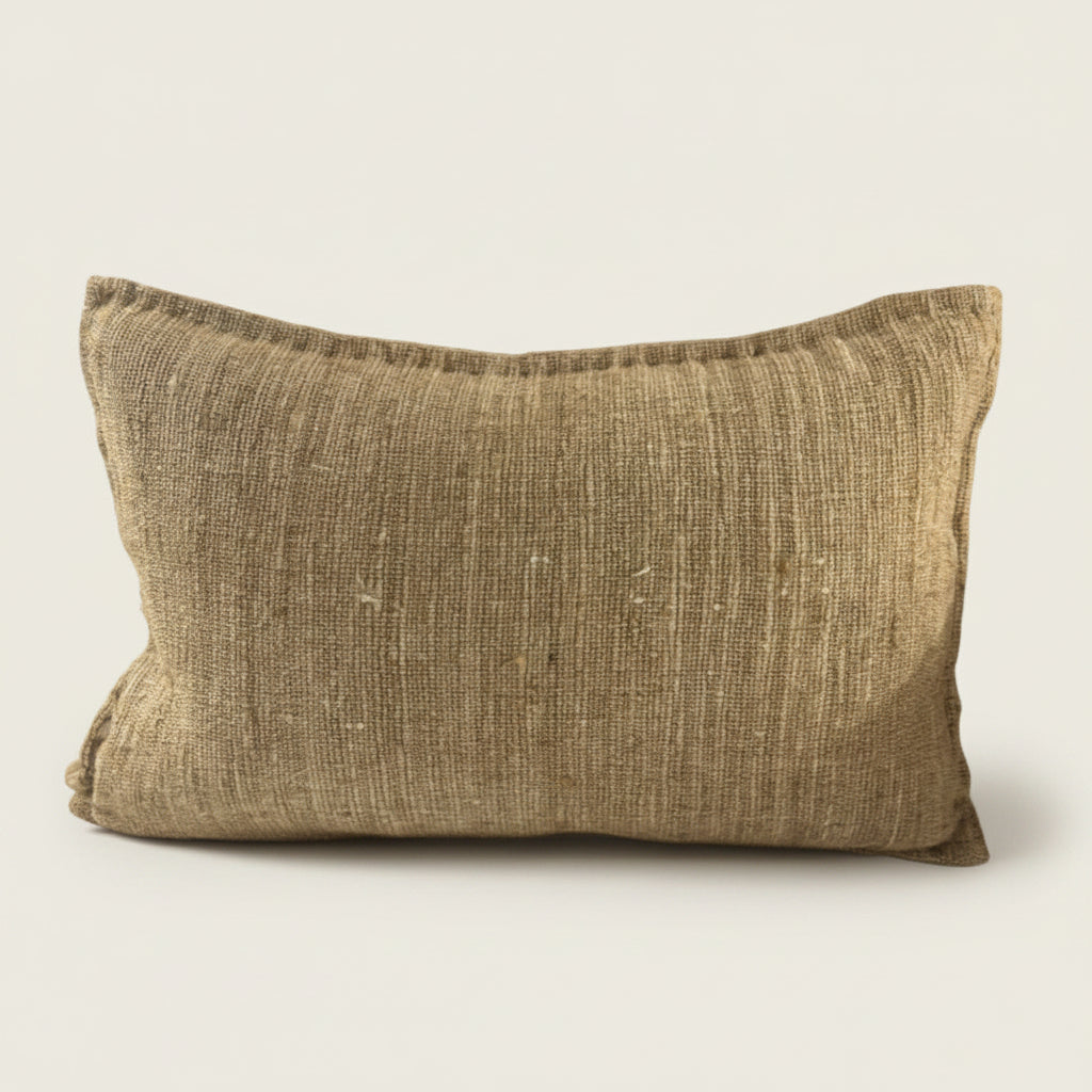 Cushion : Christiane2 : Braid Skin Silk | Natural | Oblong 40 x 60 cm