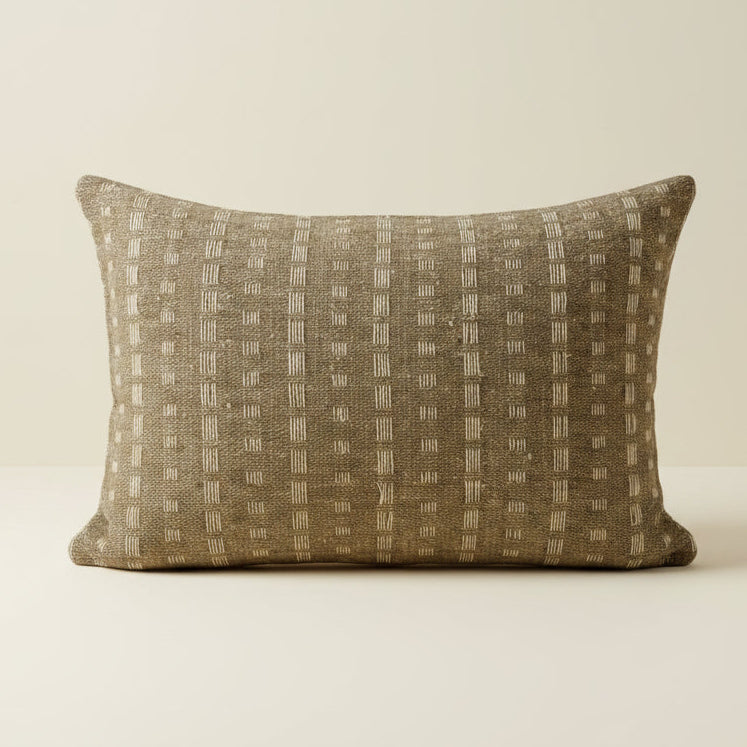 cushion: ADELINE2. SILK CROSS WEAVE. NATURAL THREAD. 60X40CM