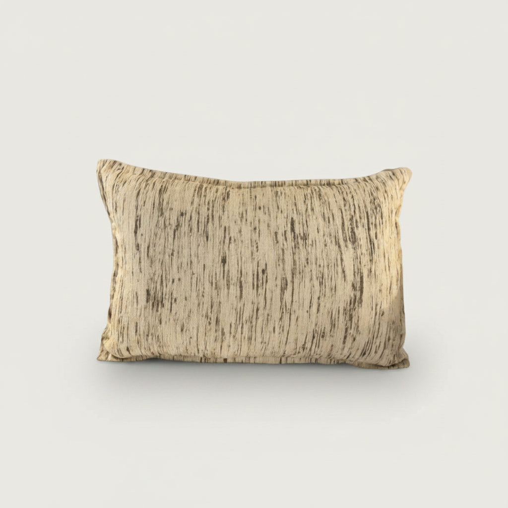 Cushion: ELOISE2. SILK THREADS WEAVE. CREAM AND BROWN. 60X40CM
