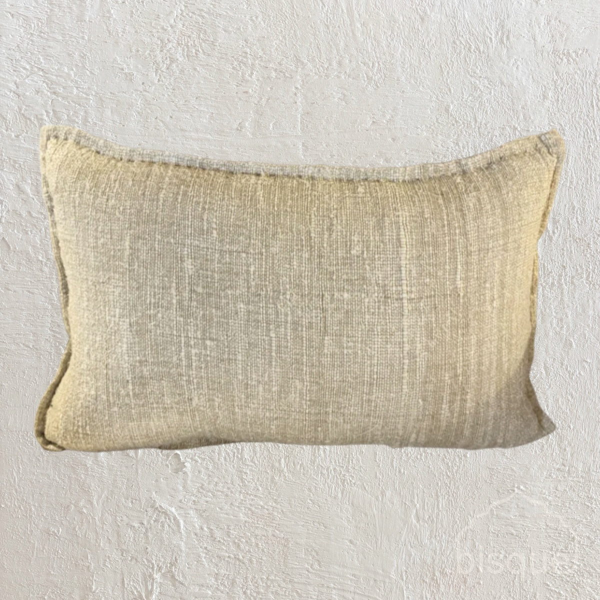 LINA2. NATURAL SILK SKIN. CREAM. 60 X 40CM CUSHIONS.
