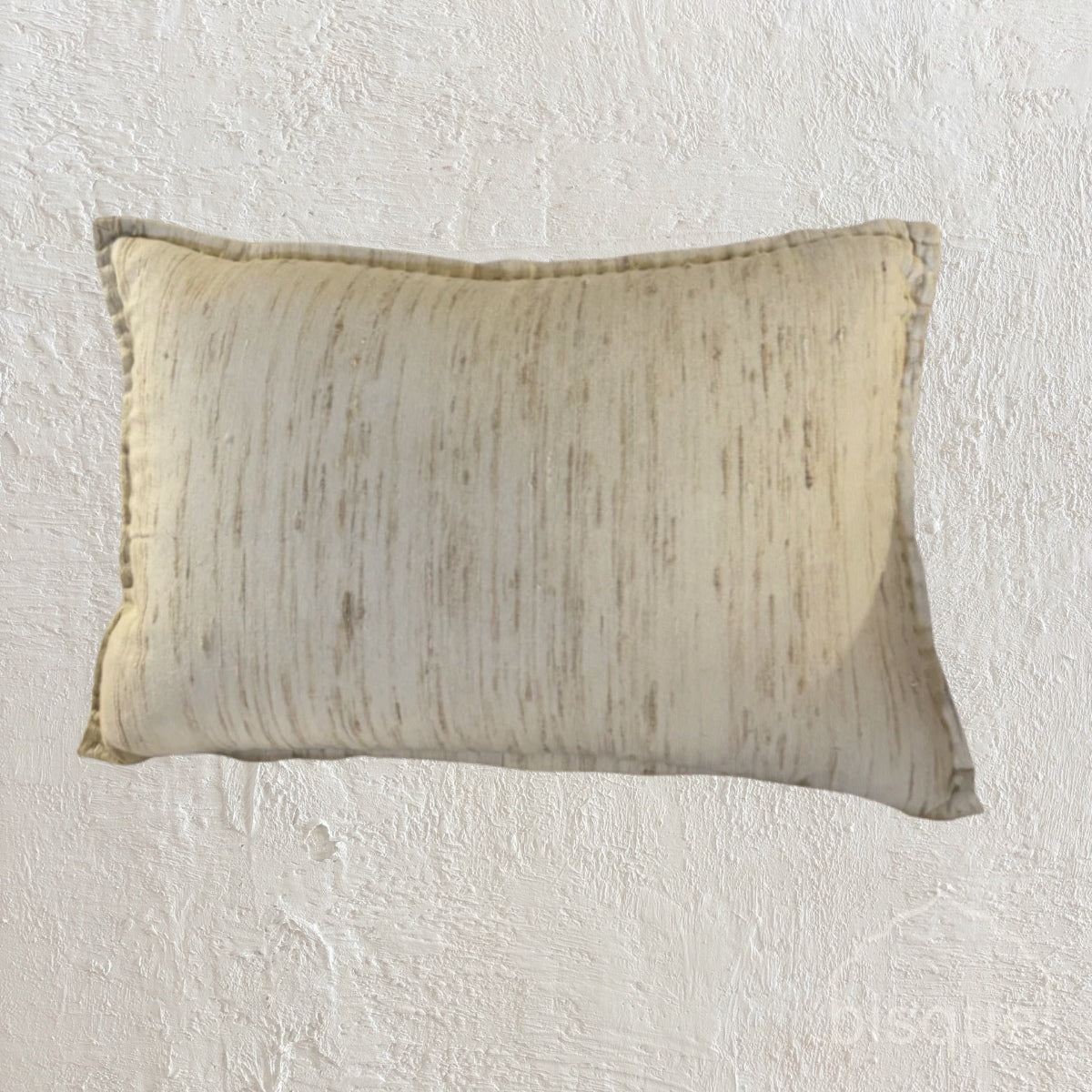 BRIELLE2. SLUB WEAVE SILK. CREAM. 60X40CM CUSHION.