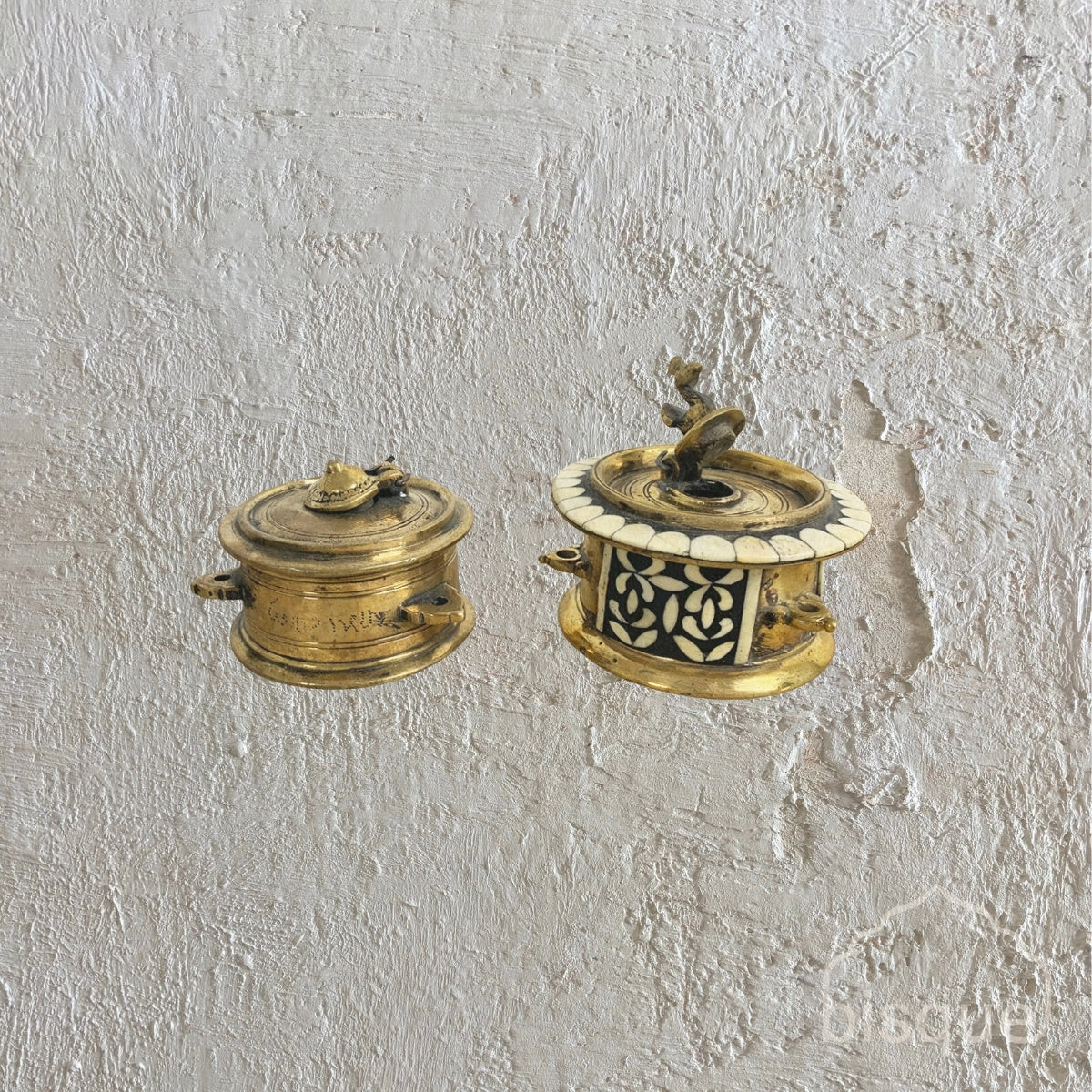 Ranu : Indian Antique Brass Ink Well, Small