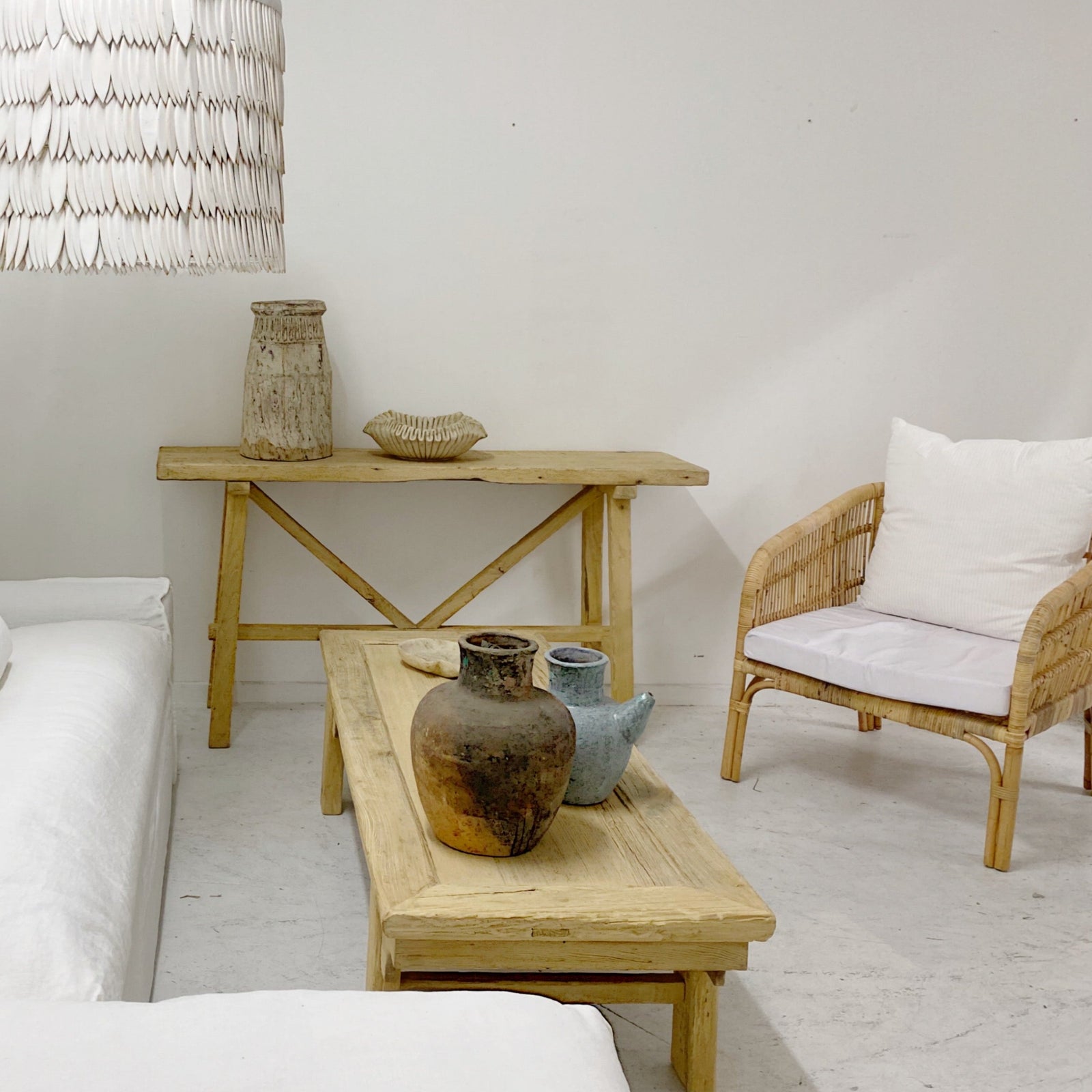 Aubrey : Farmhouse Console, Bleached Old Pine