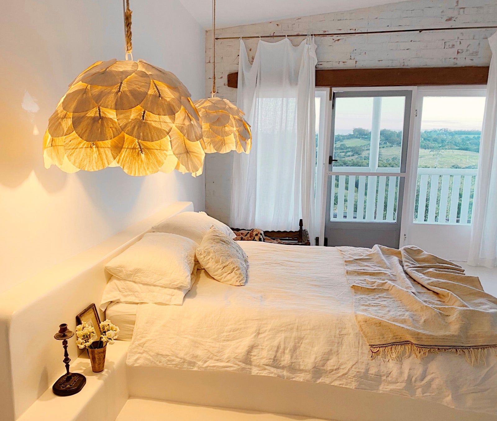 'Sofia' Dome Petal Light