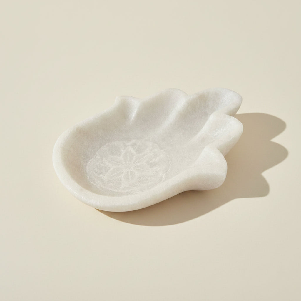 Nyra Plate : Small Hand Margaret Bowl