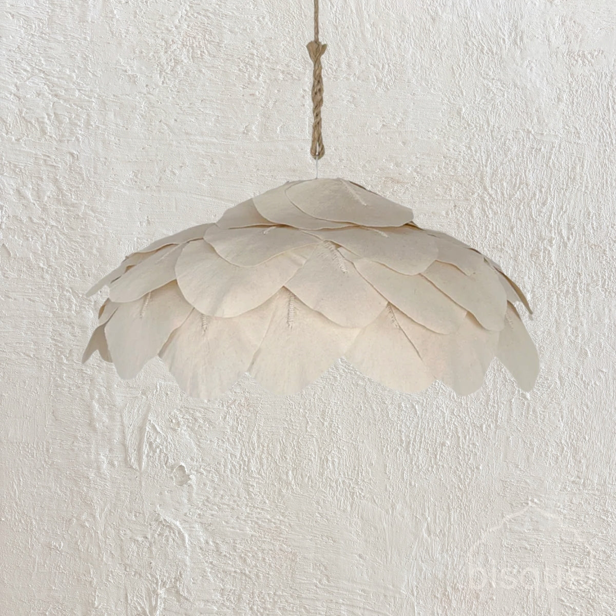 Katar : Wide cotton petal pendant small
