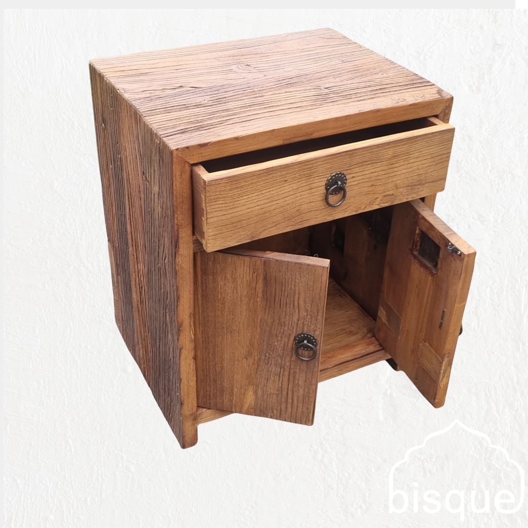 Alissia : Bedside Cabinet, Natural Elm