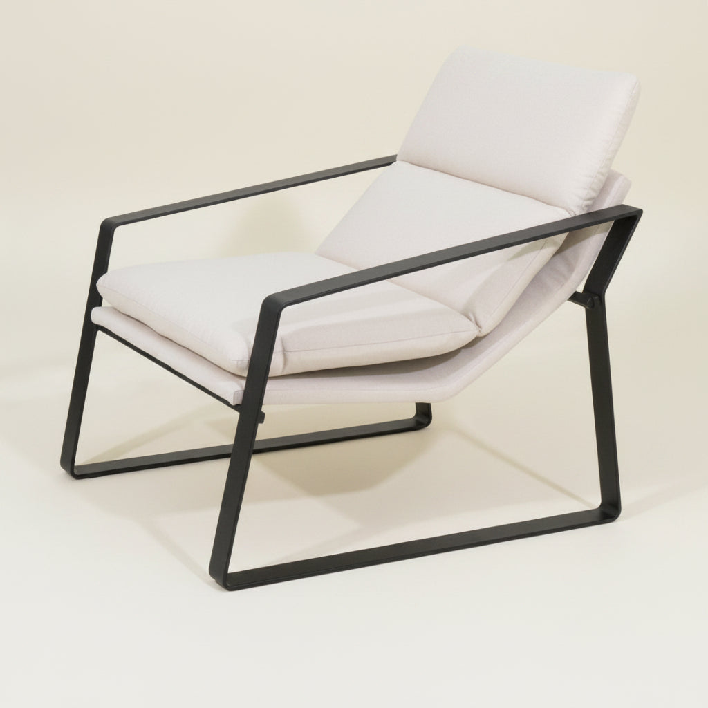Coral : Outdoor Single Fabric Recliner, White/Black