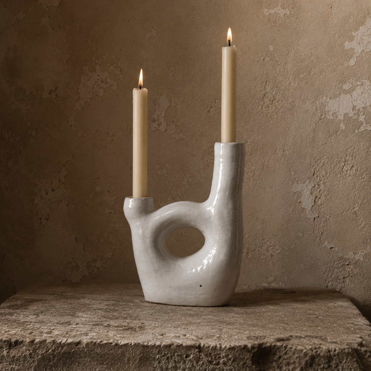Diallo : Candleholder