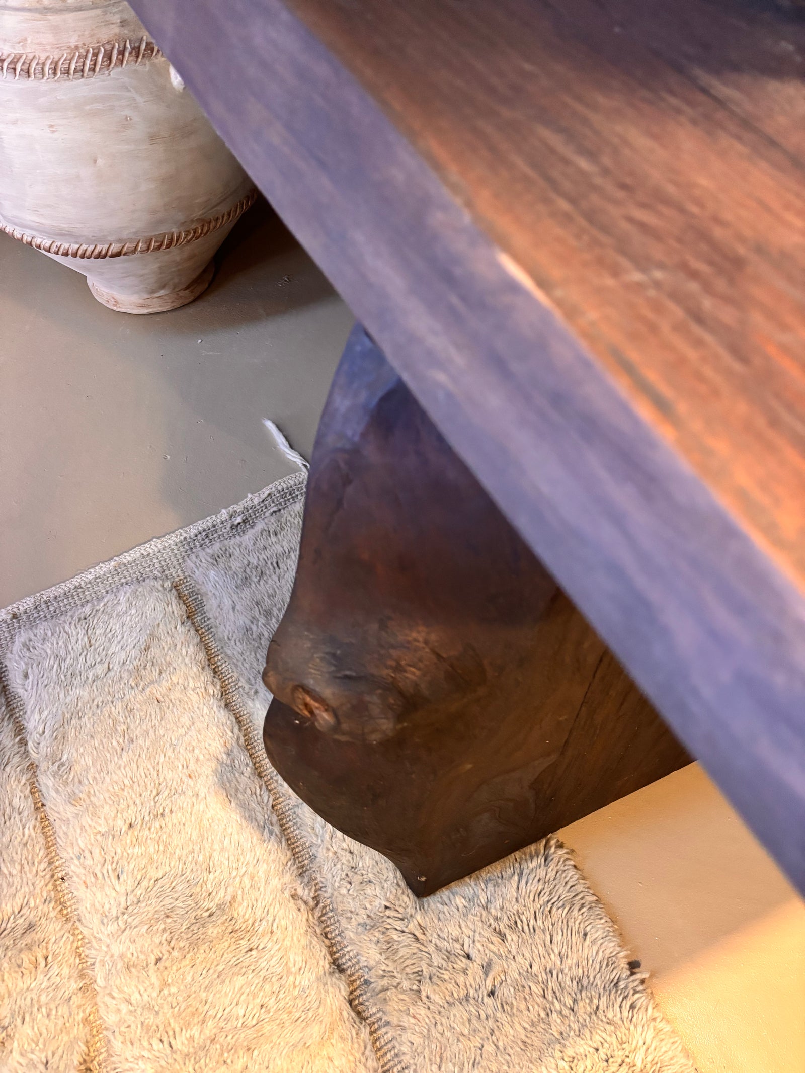imola reclaimed teak 210 cm raw edge console detail