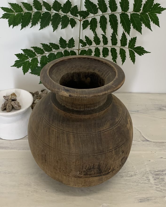 Duranji : Wooden Oil Pot