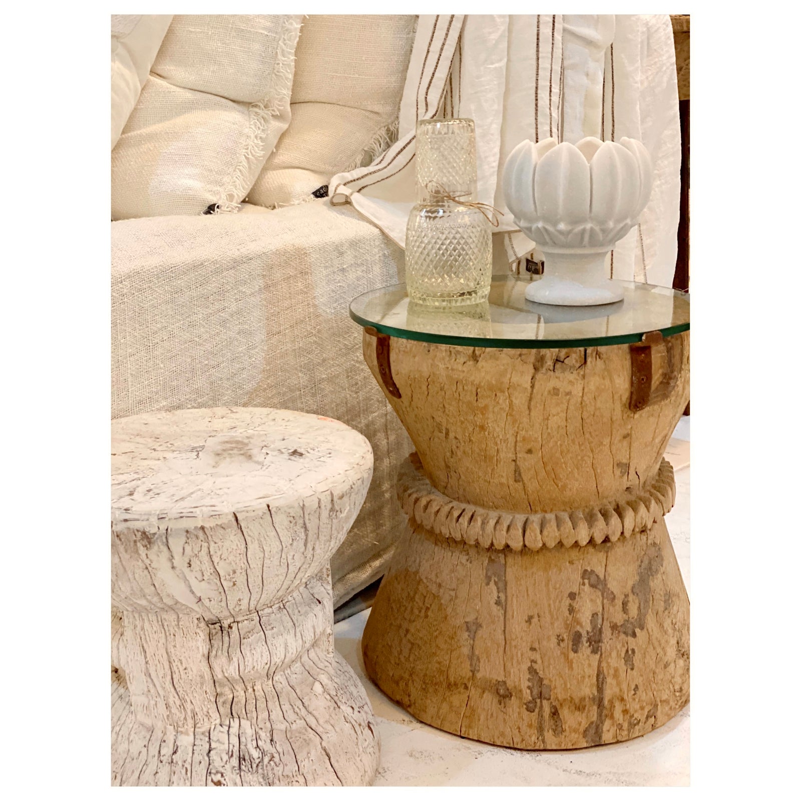 Indiana : White Marble Lotus Flower Candleholder