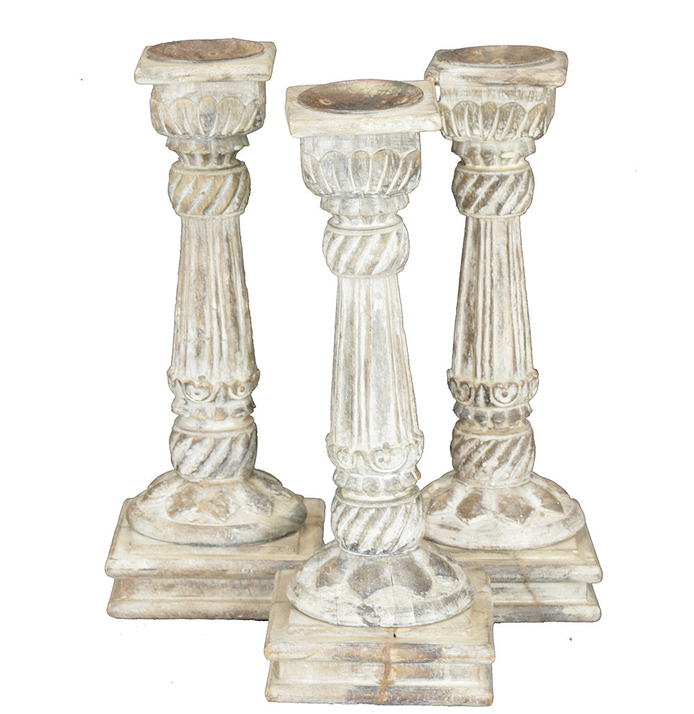 Suuti : Carved wooden candleholder