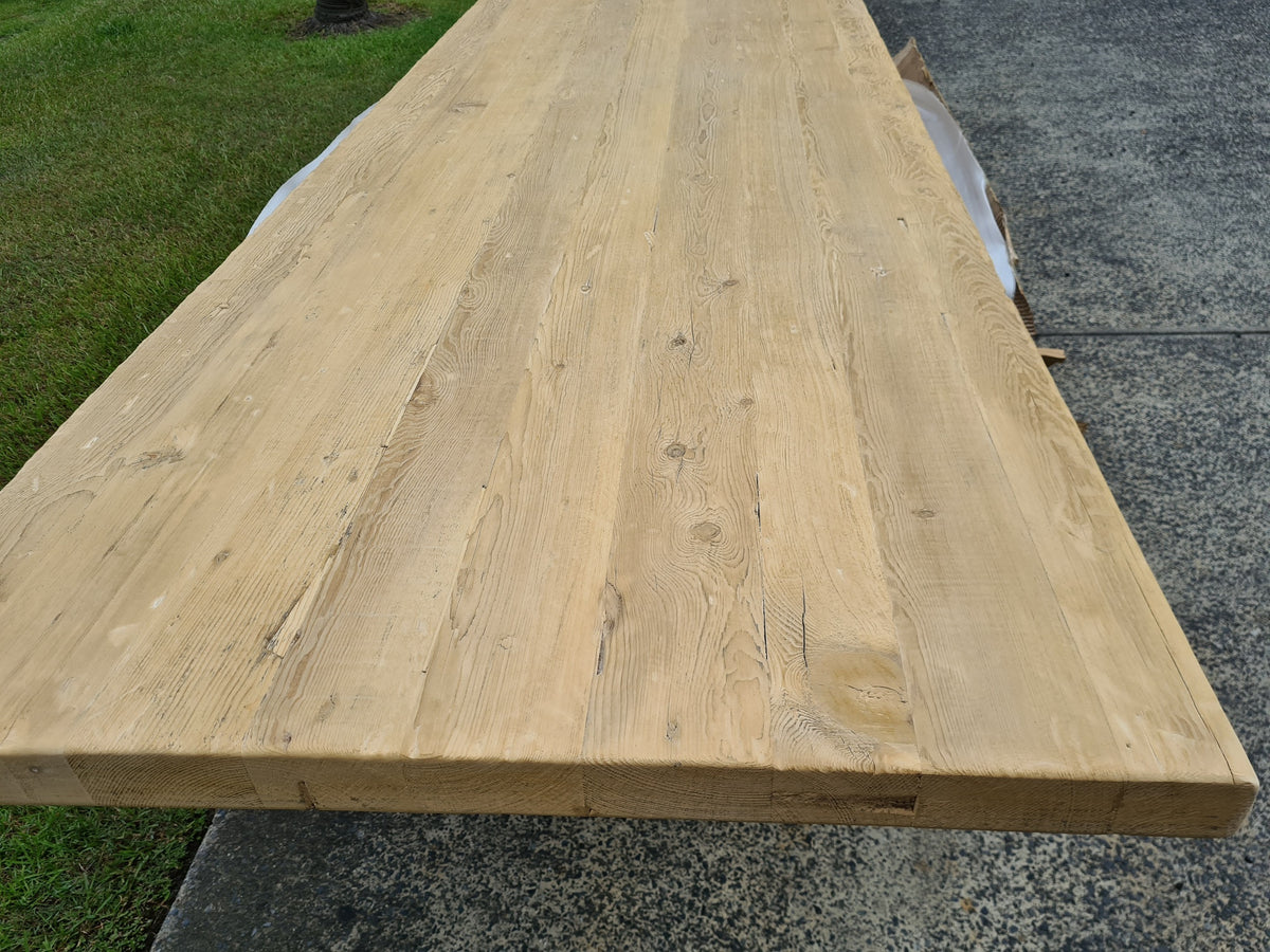 'Benjamin' Farmhouse Dining Table 3m, Bleached | OUTLET