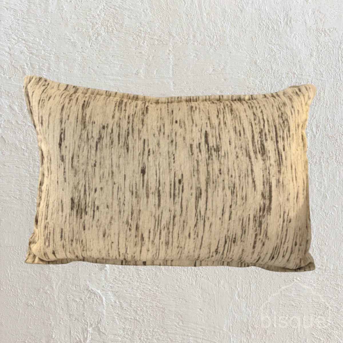ELOISE2. SILK THREADS WEAVE. CREAM AND BROWN. 60X40CM CUSHION.