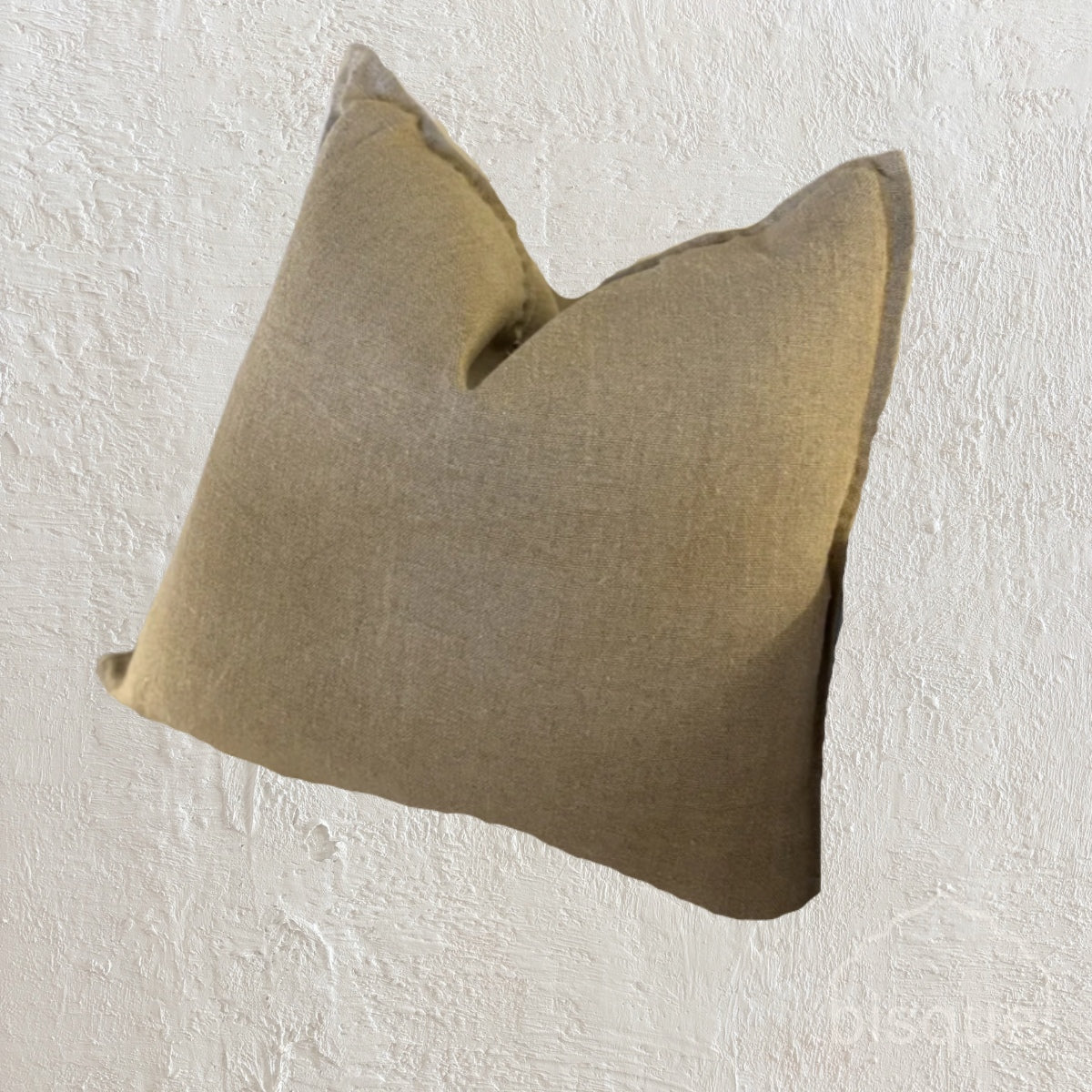 FRANCOISE. SLUB LINEN, NATURAL.60 X 60CM CUSHIONS.