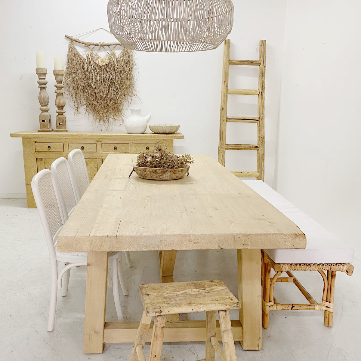 'Benjamin' Farmhouse Dining Table 3m, Bleached | OUTLET