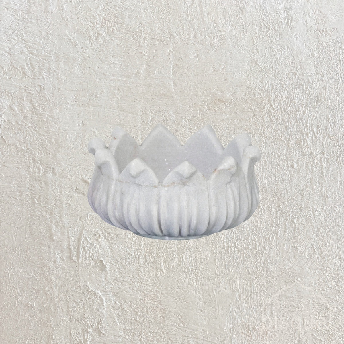 Fleur : Round Lotus Flower Candleholder