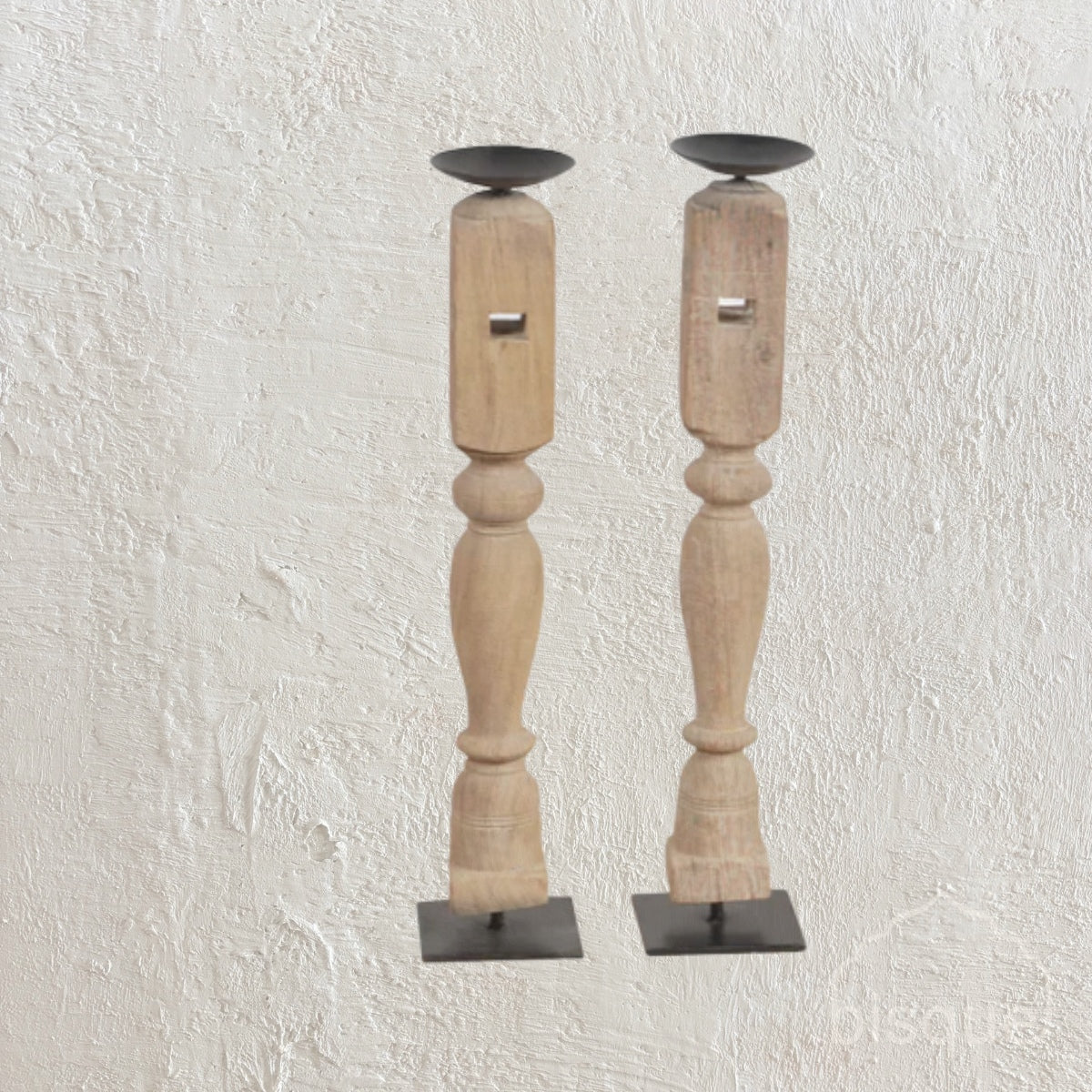 Oshan Wooden Candle Stand