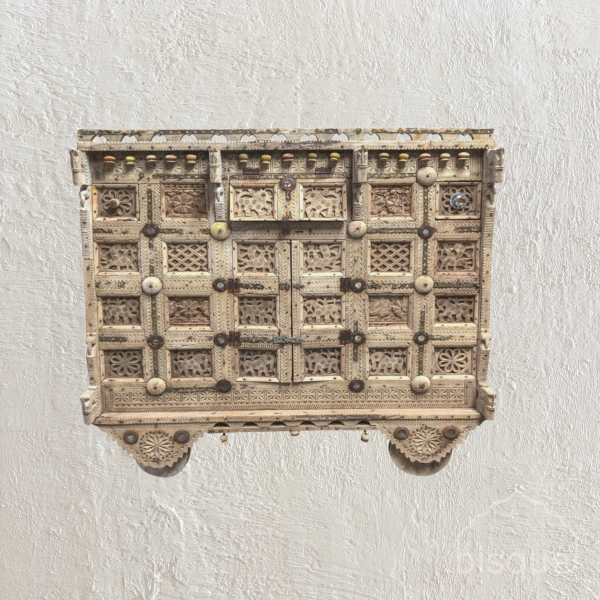 Mahesh : Manjoo Assorted