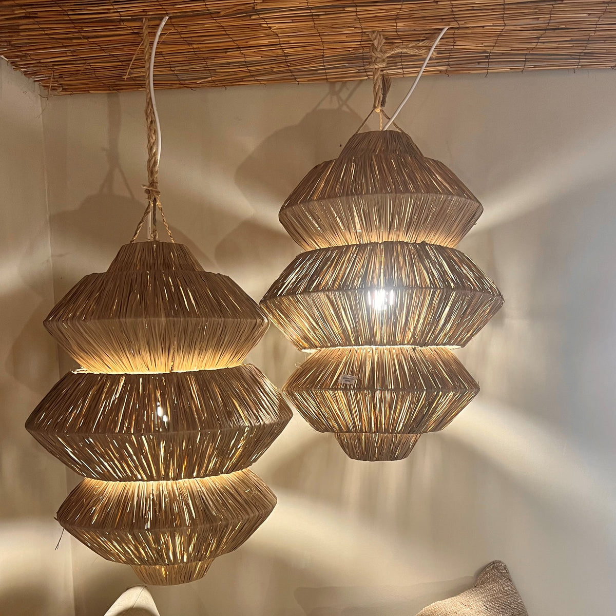 Abina : Raffia Pendant Light