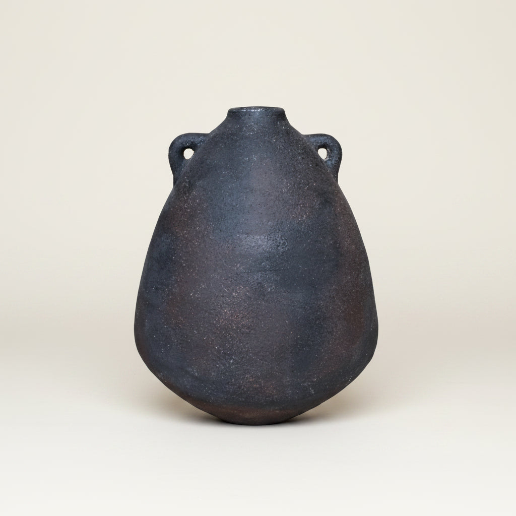 PAVIA CHARCOAL COLOURED TERRACOTTA POT
