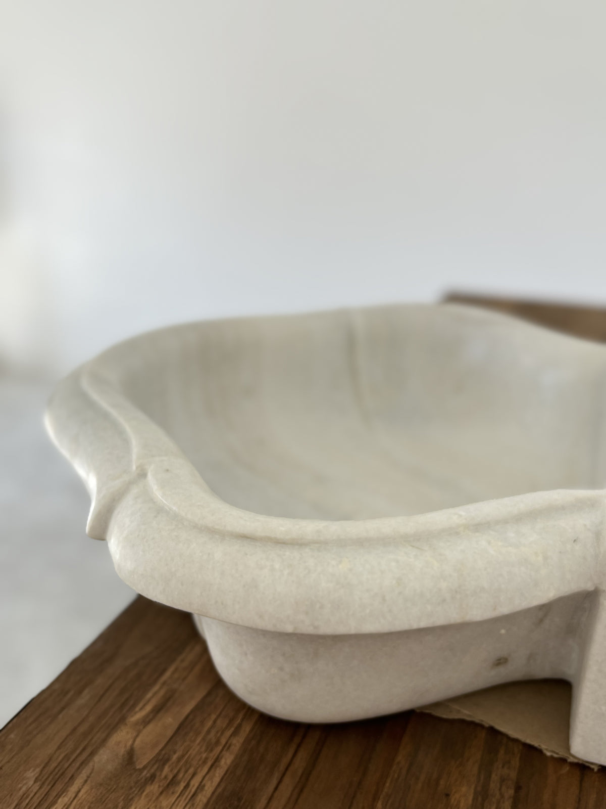 Ryka : Marble wash Basin