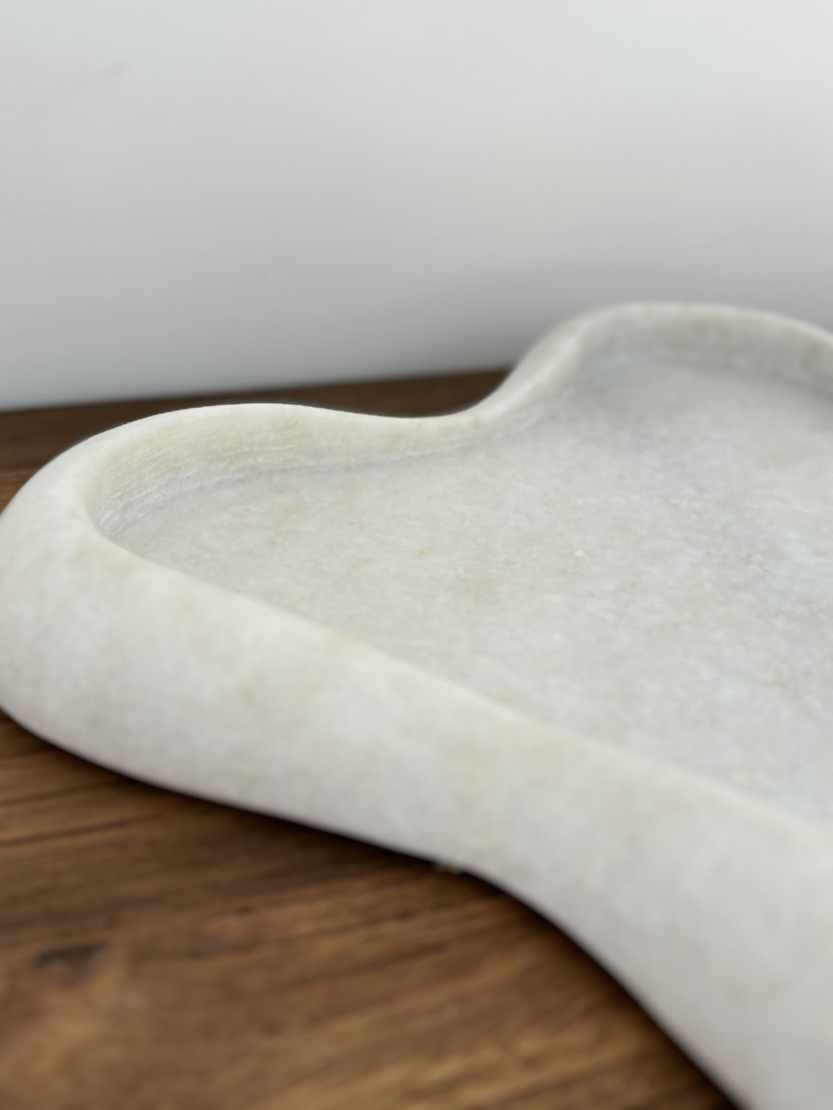 'Sujal' Organic Shape Marble Plate