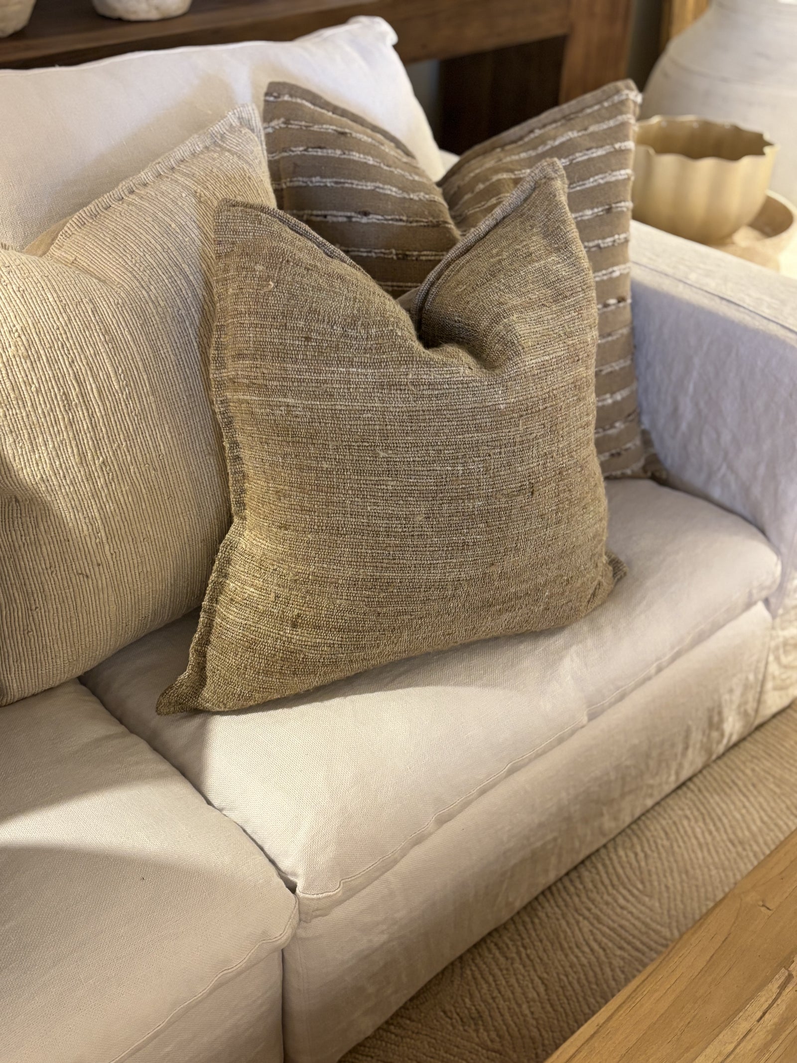 TALULLA. HEAVY LUB LINEN, NATURAL. 60 X 60CM CUSHIONS.