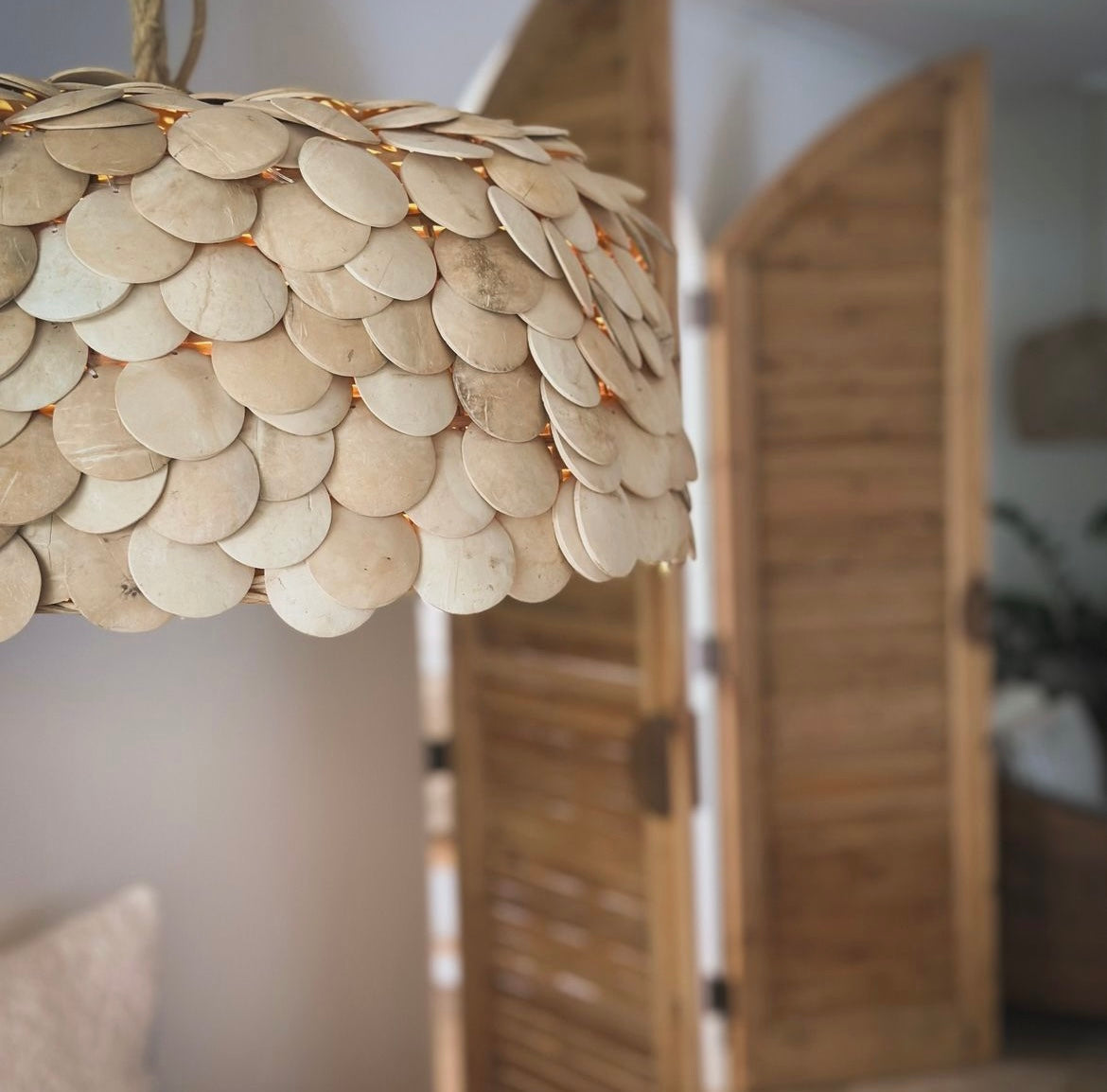 Sera : Coconut Dome Disc Light, Small.
