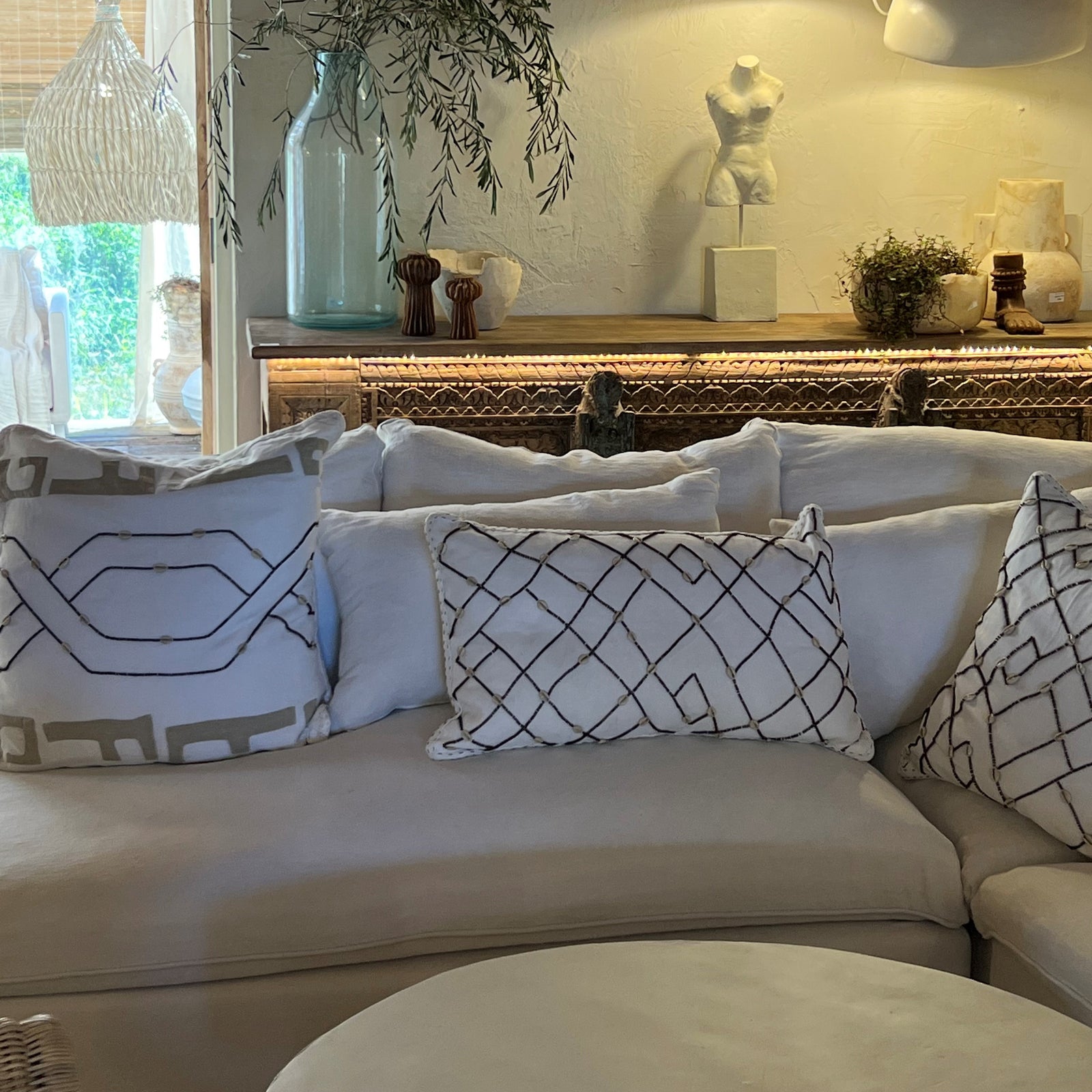 Tania : Linen Cushion, Lumbar