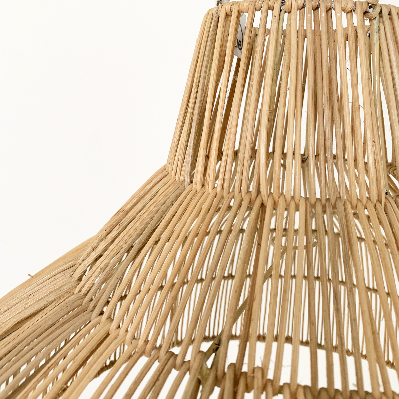 Farah : Rattan Pendant, Natural