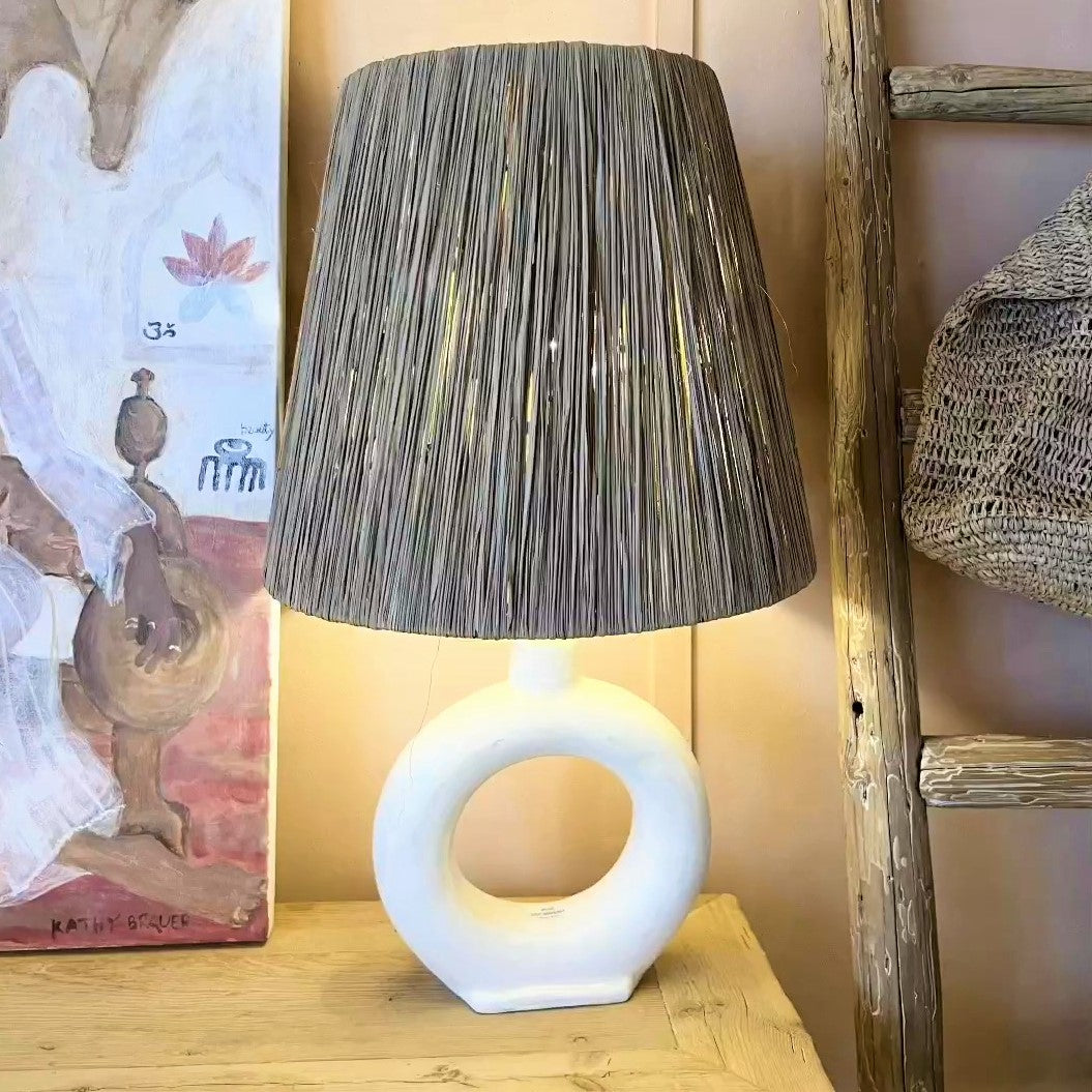 Ajua : Table Lamp