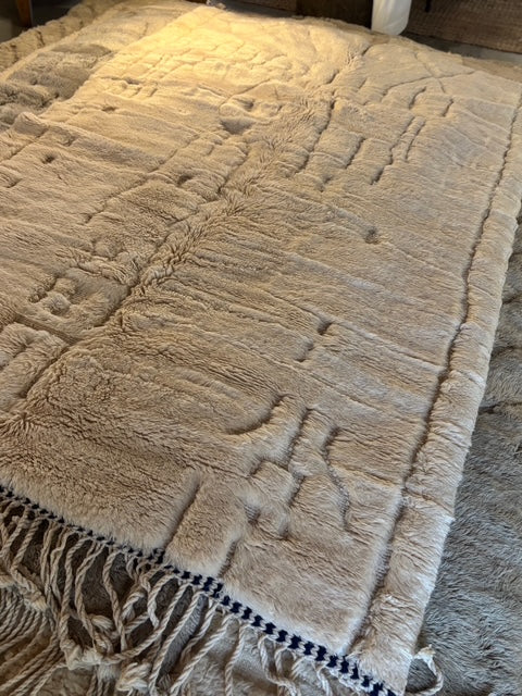 Nadar : Moroccan Rug, Cream with Black & Cream trim, Medium