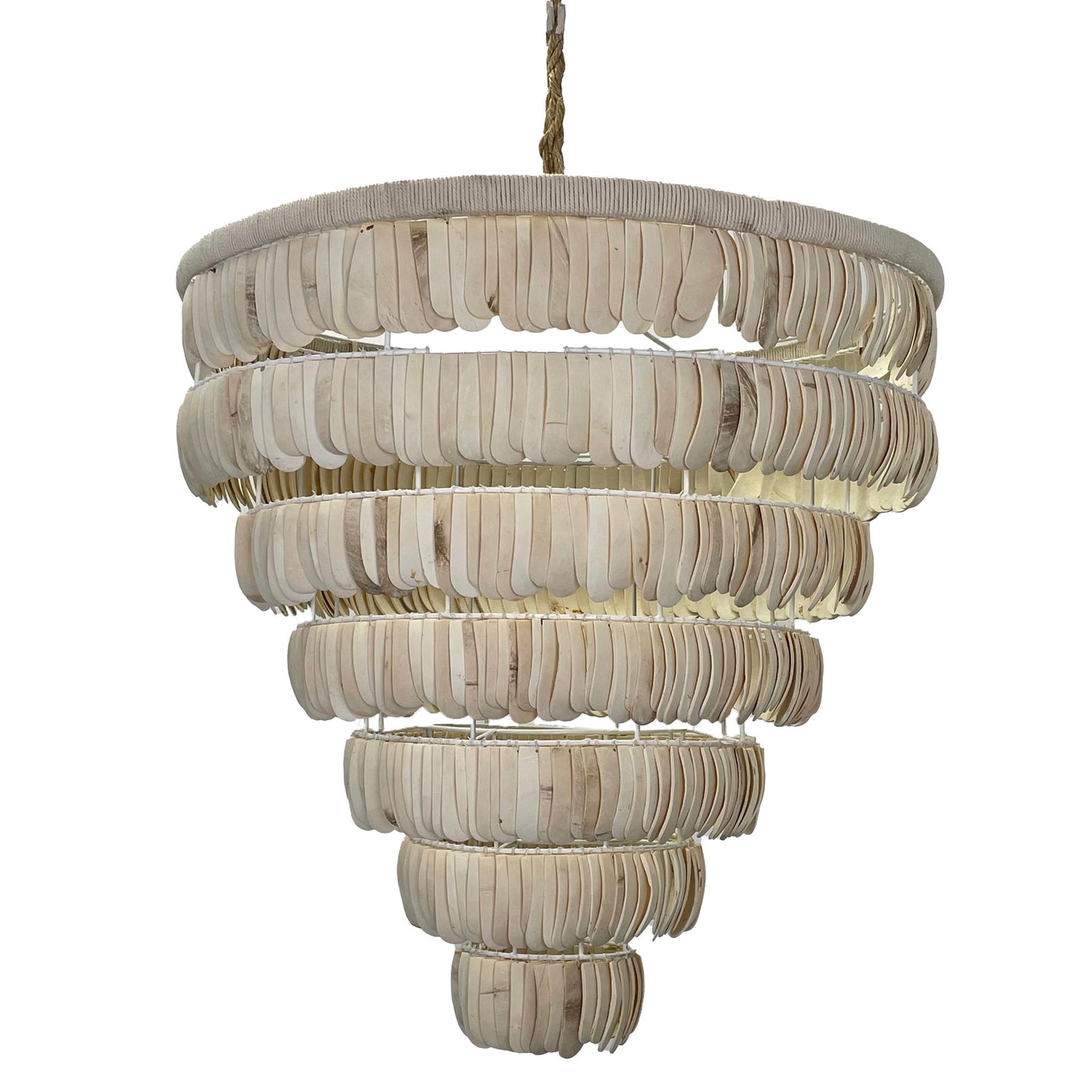 Juna : Coconut chandelier