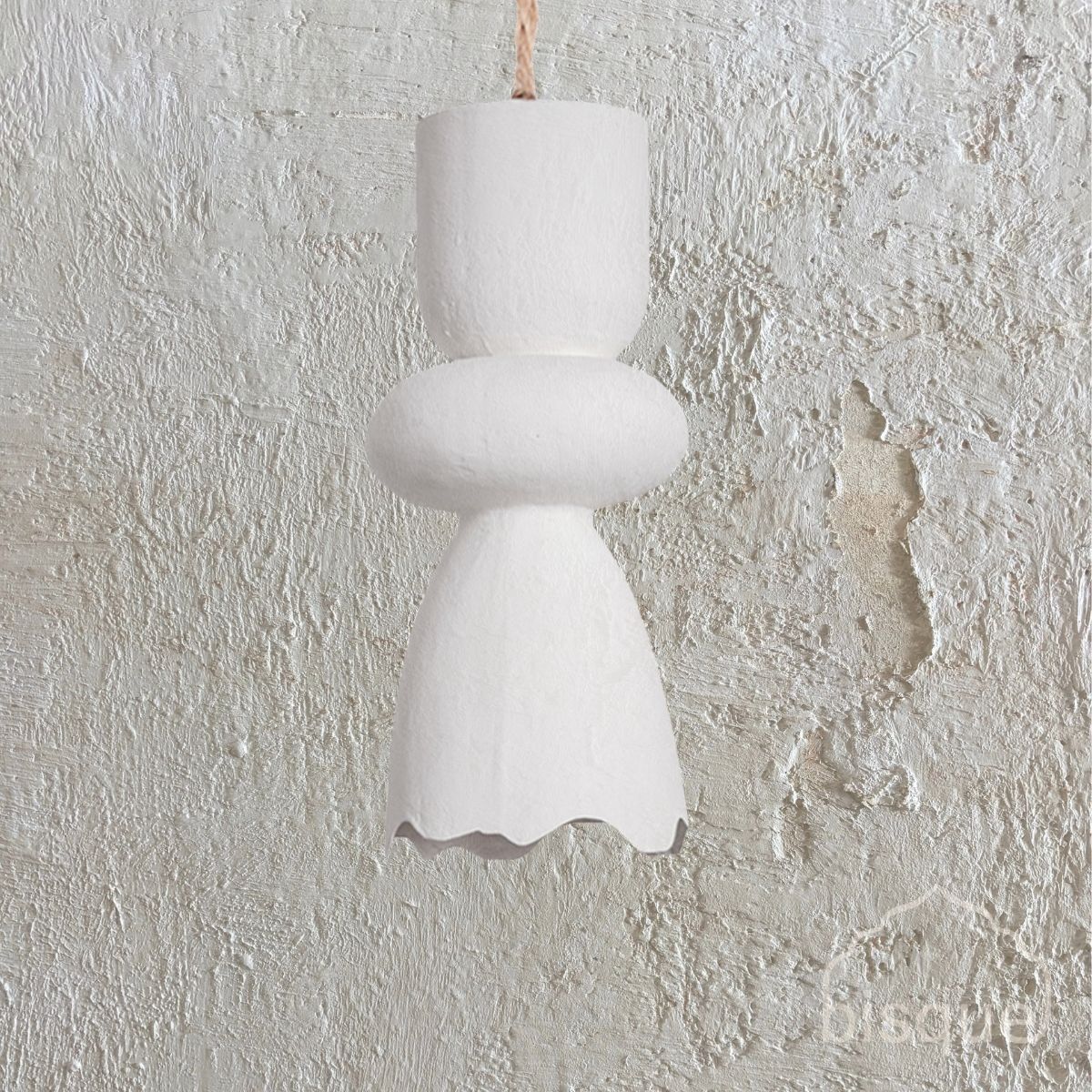 Makena : Fibreglass Resin Pendant Light