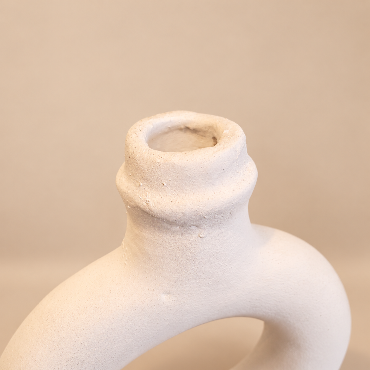 Candle Holder : Hewell : Terracotta Single “O” | White