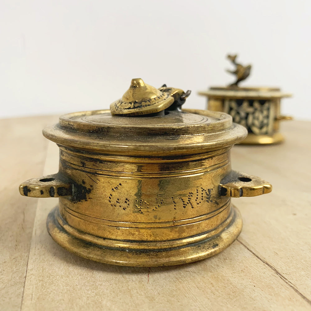 Ranu : Indian Antique Brass Ink Well, Small