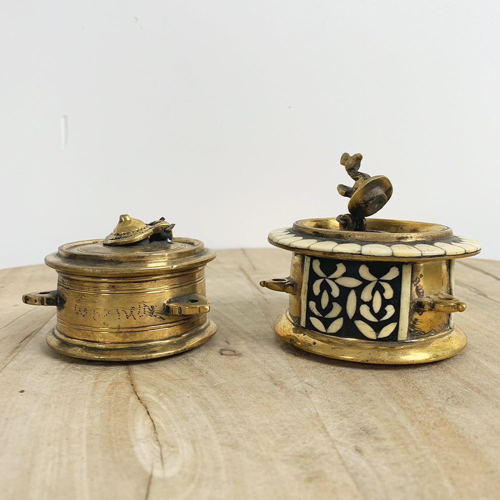 Ranu : Indian Antique Brass Ink Well, Small