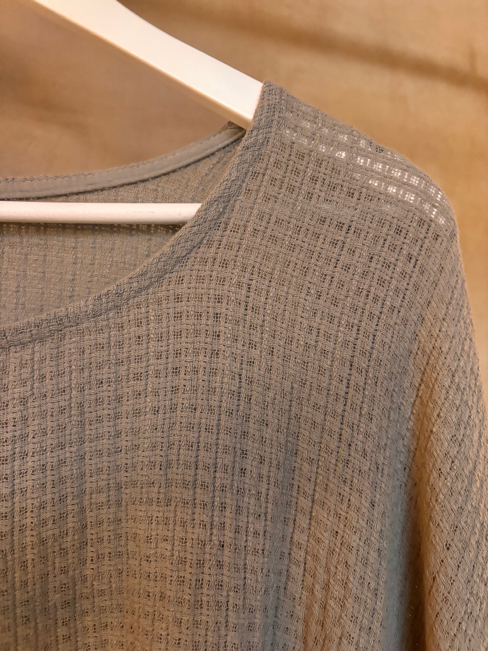 Italian Linen : Ava: Top, One Size. Beige.