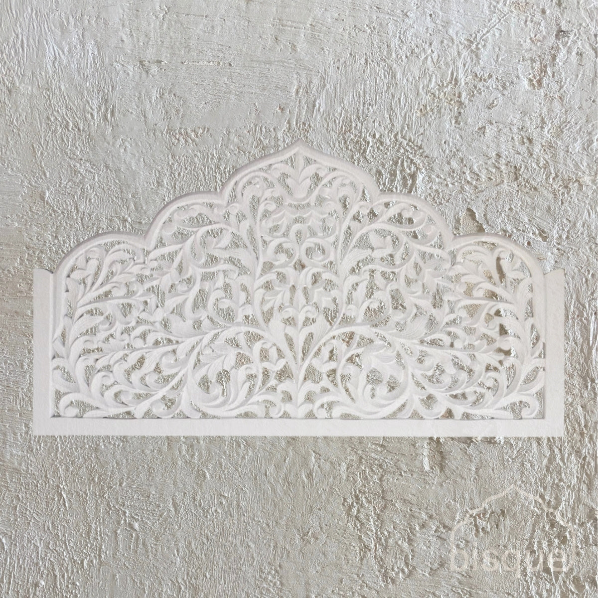 Charlotte Bedhead, Queen