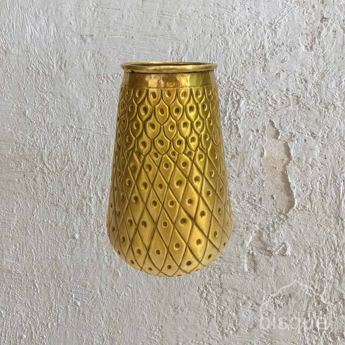 Dulah : tall brass vase