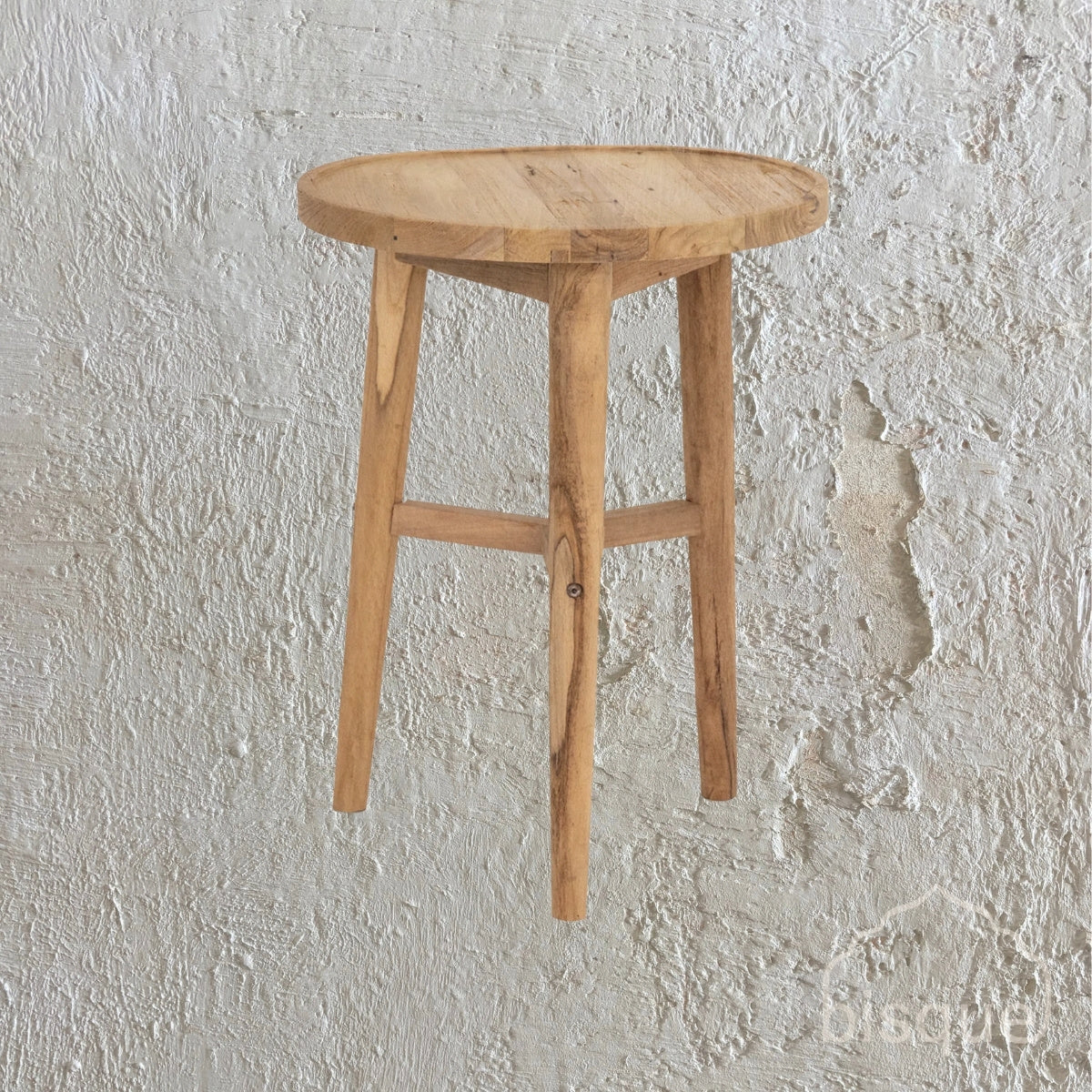 Awusi :  Side Table, Natural