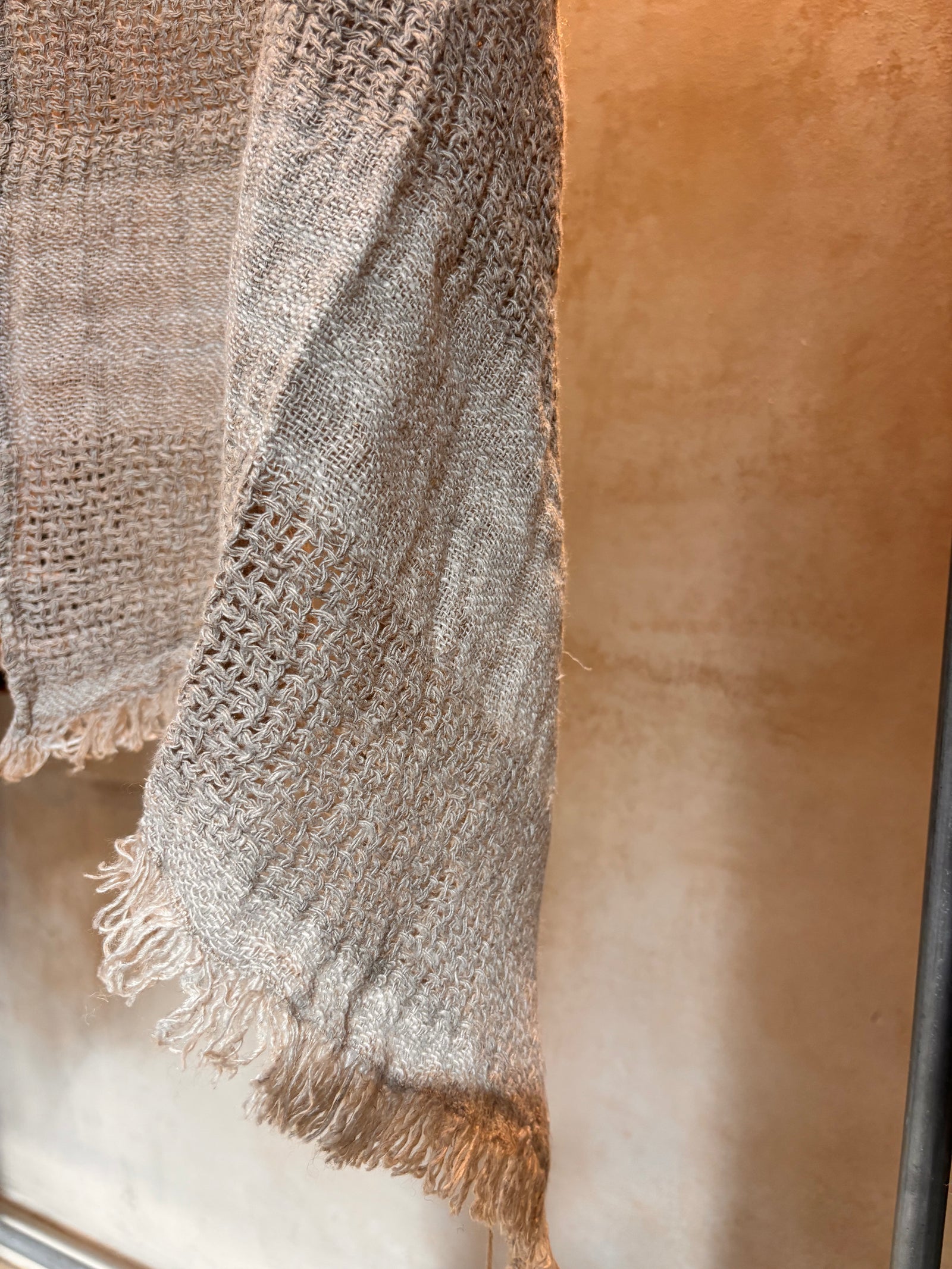 Italian Linen : Kelly: Linen Scarf 50x180cm | Natural & White