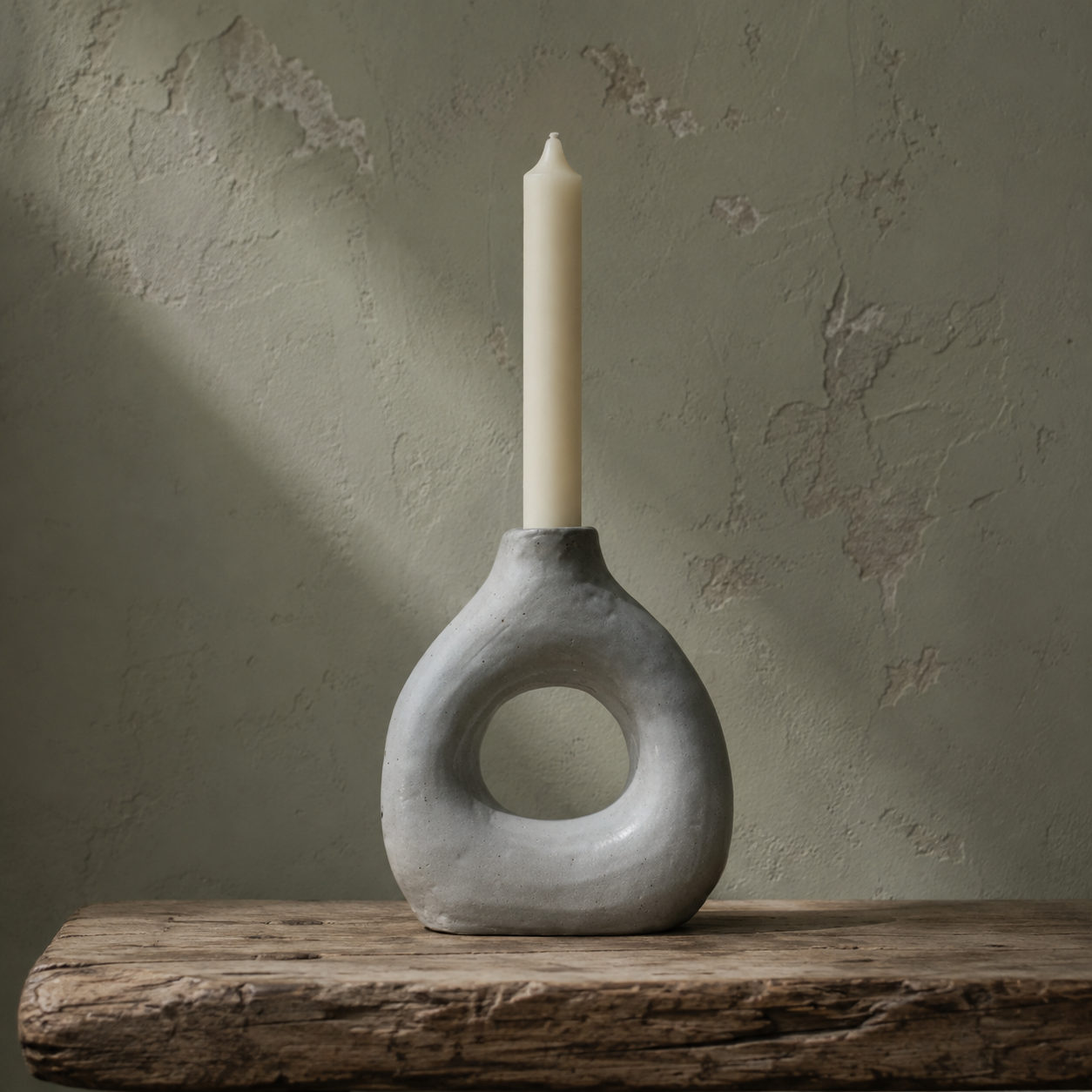 Olum : Candleholder