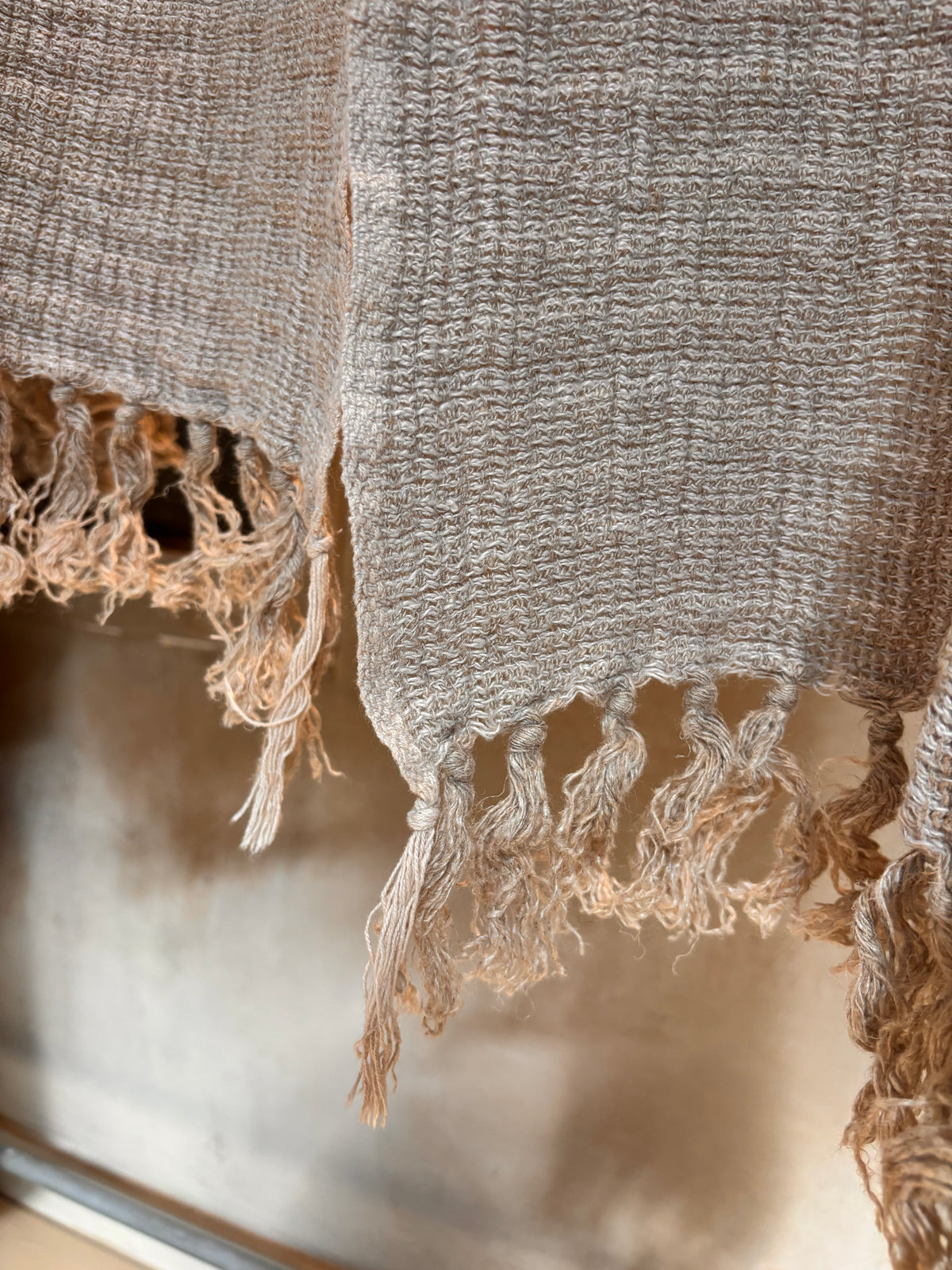 italian Linen : Petra: Fringed Scarf 50x180cm | Bone