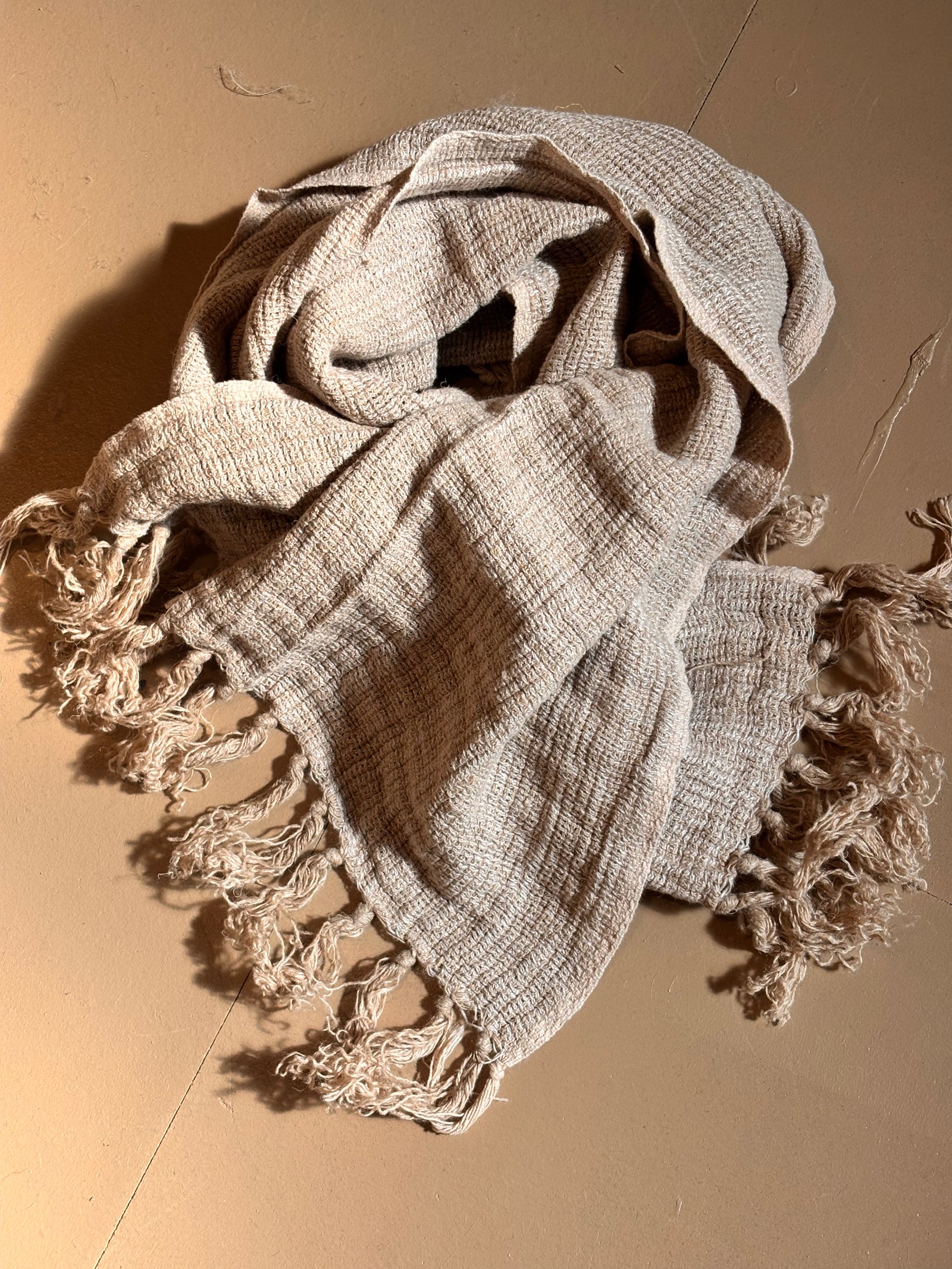 italian Linen : Petra: Fringed Scarf 50x180cm | Bone