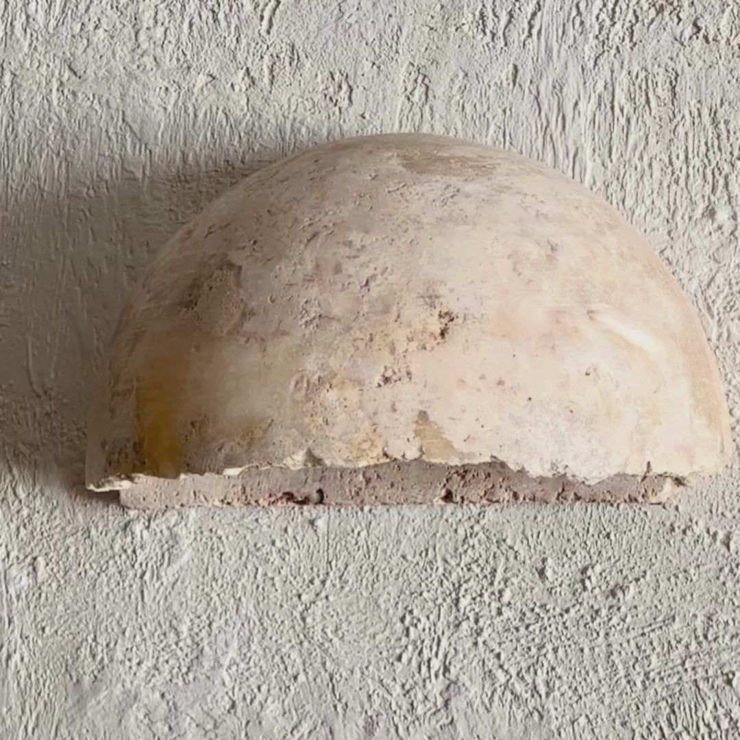 Jumbani : Onyx Wall Sconce.